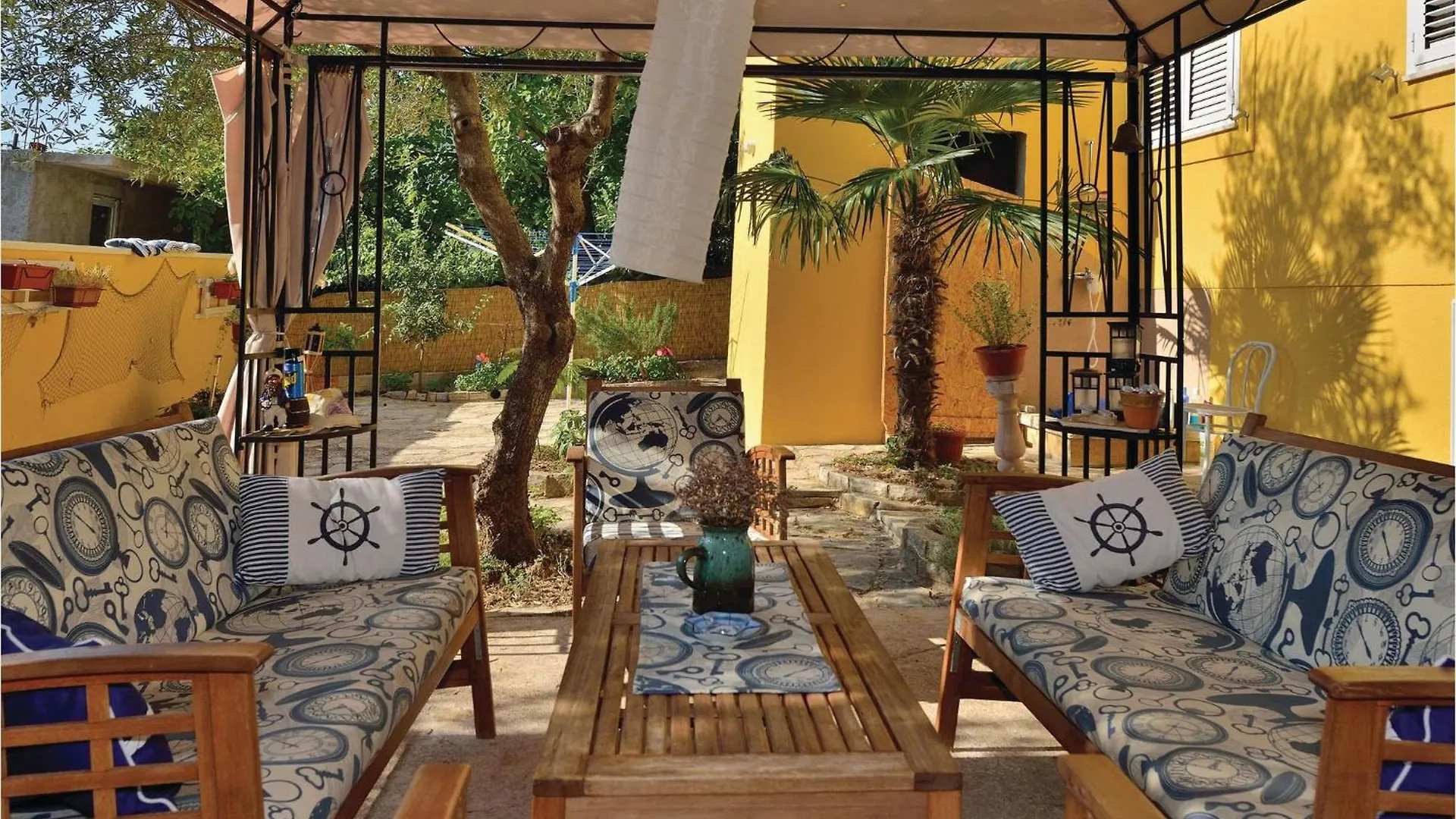 Awesome Apartment In Crna Punta With Kitchen Anic