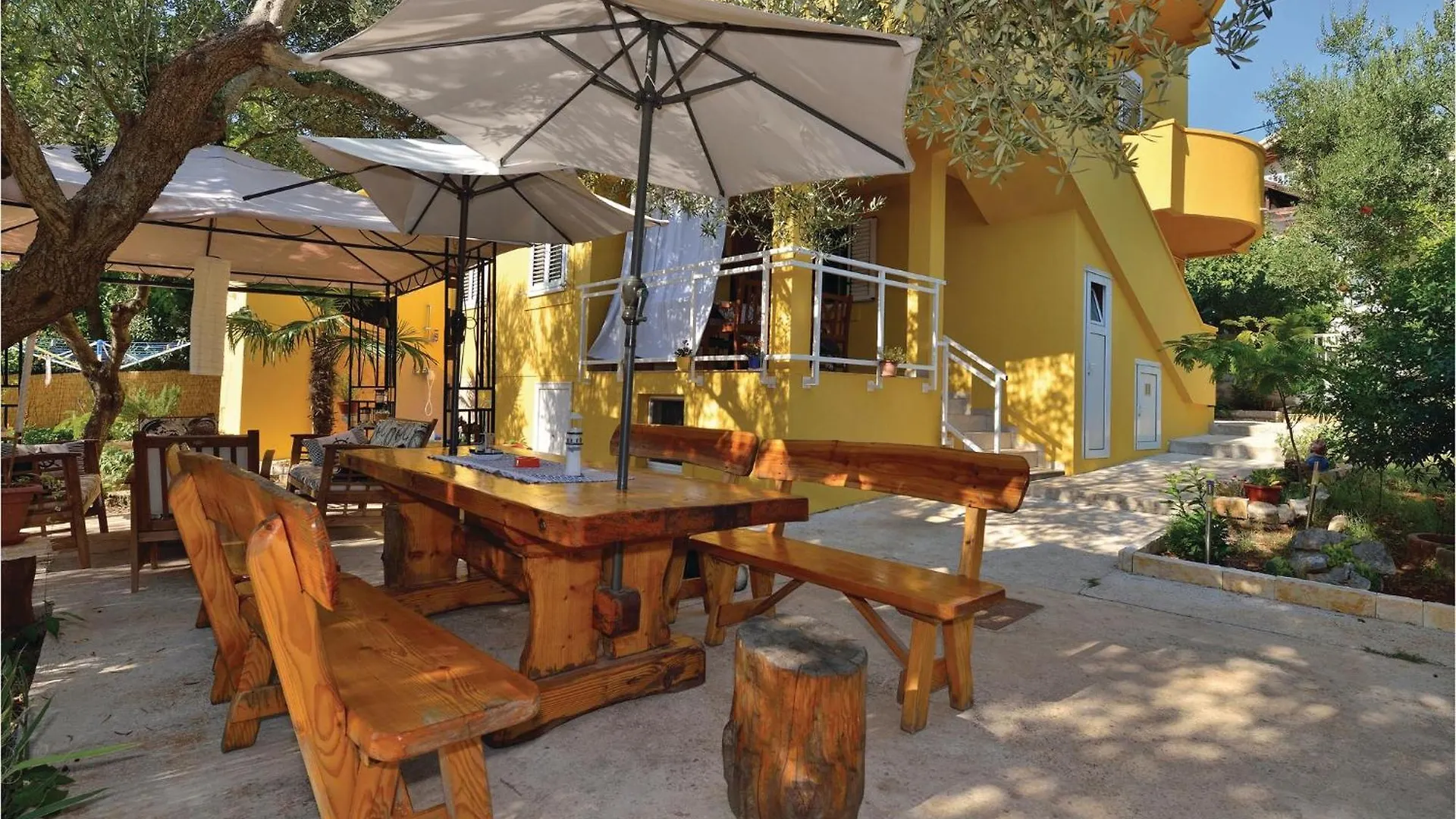 Awesome Apartment In Crna Punta With Kitchen Anic